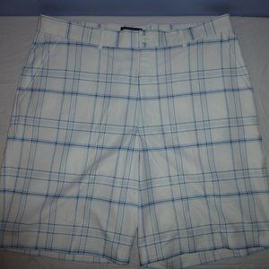 Men's Kirkland Signature White Blue Plaid Golf Shorts Size 36 NWOT